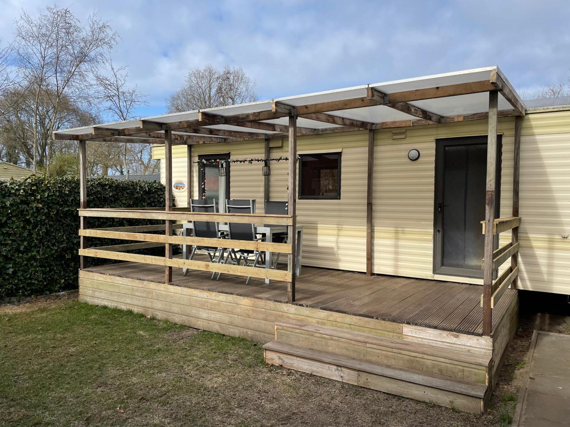 Chalet Buitengewoon Rijs Exterior photo