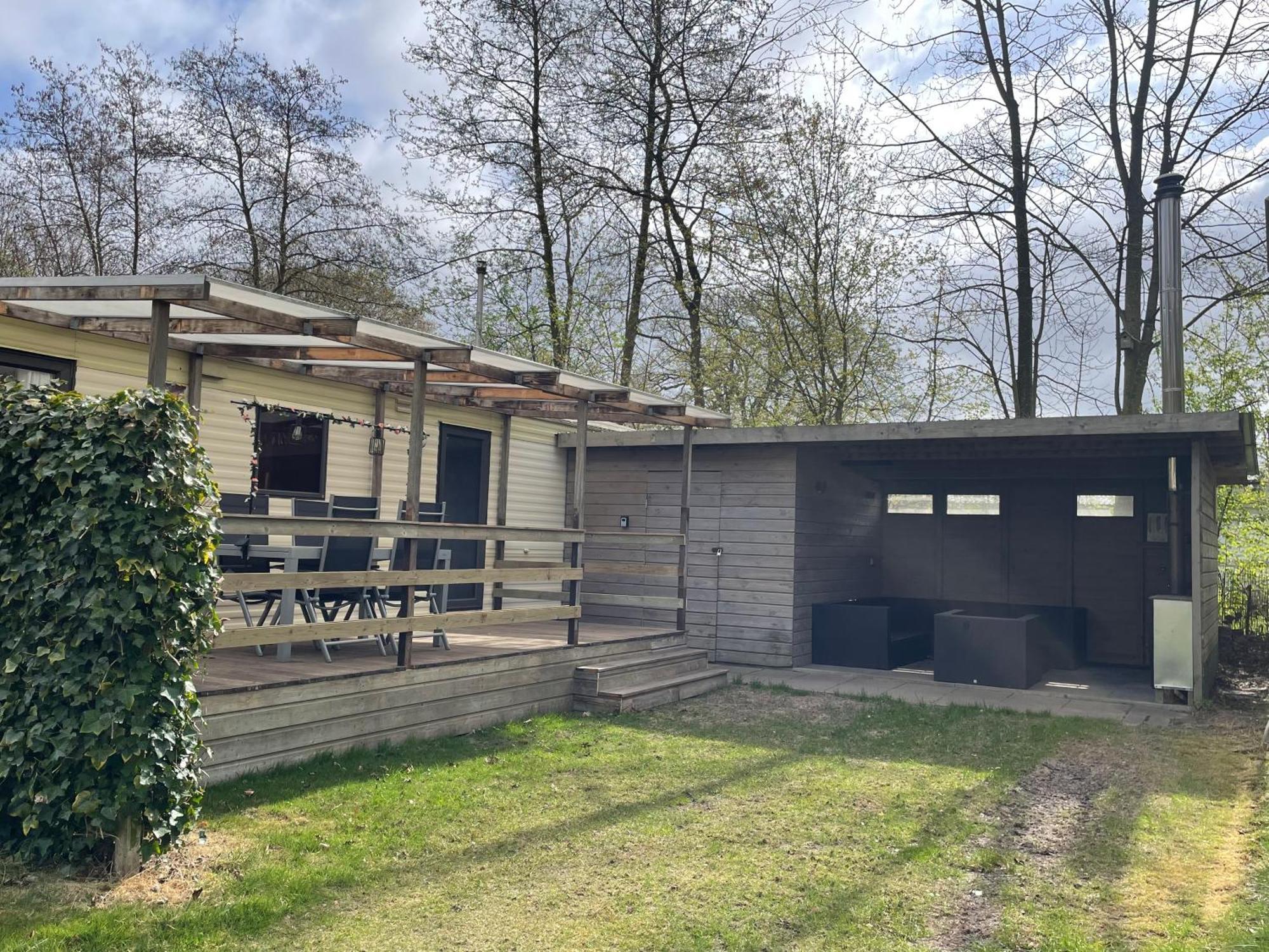 Chalet Buitengewoon Rijs Exterior photo